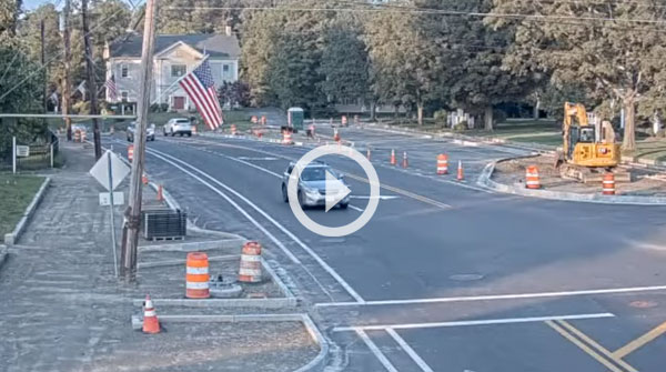 Live video from the Marathon Start/Commons Area, looking west down Route 135.